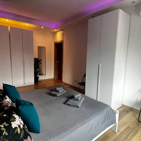 Appartement Prestigioso Trilocale Sui Navigli Con A/c & Wi-fi *